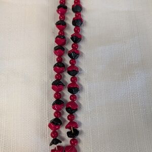 Vintage Art Deco  1920s Red Black Beaded Necklace. Original String.